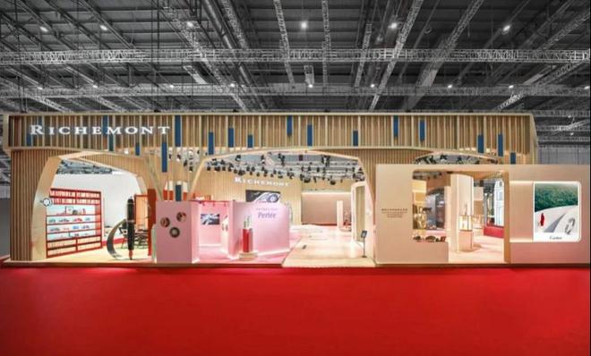 “博”眼球文房四宝“碰撞”欧陆风情k8凯发国际奢侈品大牌进博会花式(图11)