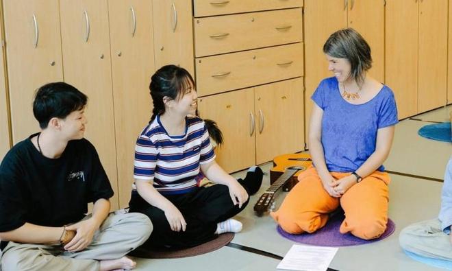 双版纳童萌乐托育的成长故事爱之名育未来：罗璐颖与西(图4)