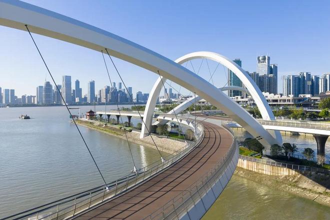 大运河“门户”一座绝美步行桥杭州新地标！扎哈事务所设计(图3)